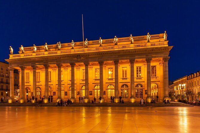 unusual-track-game-on-christmas-markets-in-bordeaux