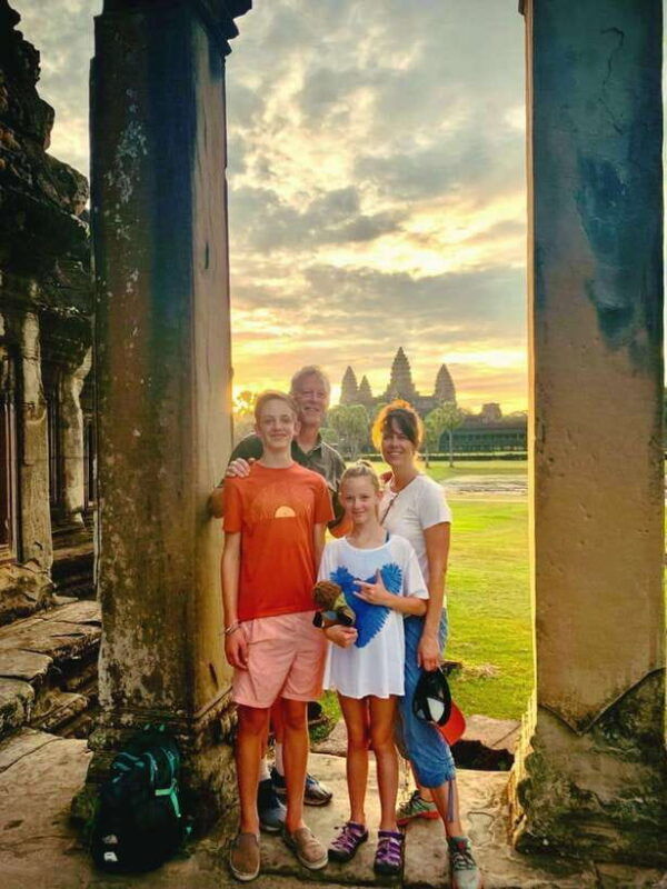 unveiling-private-tour-angkor-wat-sunrise-bayon-ta-prohm