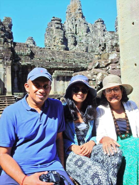 unveiling-private-tour-angkor-wat-sunrise-bayon-ta-prohm
