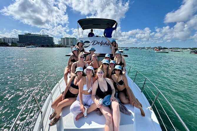 up-to-34pax-bachelorette-party-boat-yacht-rent-miami-2