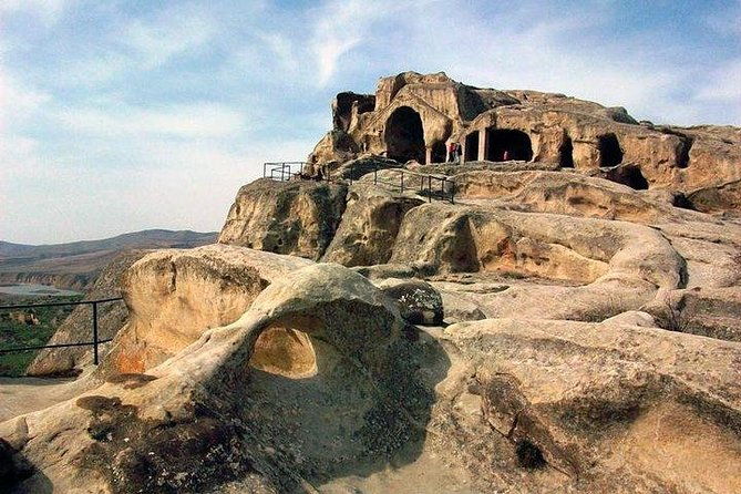 uplistsikhe-borjomi-gori-mtskheta-2