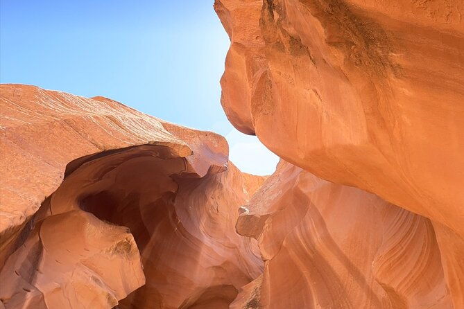 upper-and-lower-antelope-canyon-with-horseshoe-bend-hiking-tour