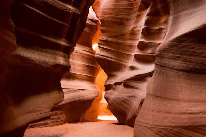 upper-antelope-canyon-horseshoe-bend-from-vegas-lunch-freewifi