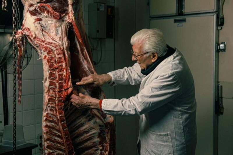 upper-versilia-historic-bacci-butchers-shop-and-lunch