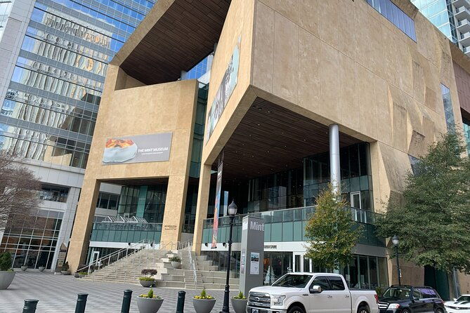 uptown-charlotte-a-self-guided-audio-tour-to-the-heart-of-queen-city