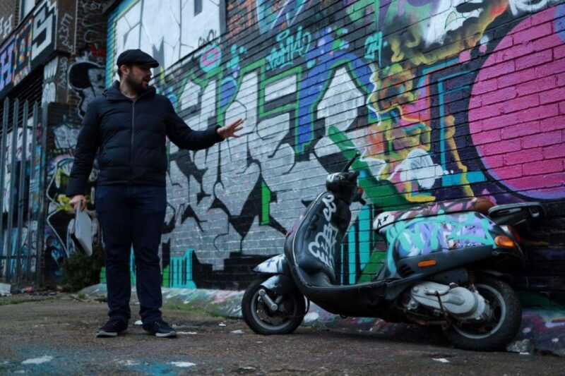 urban-canvas-exploring-shoreditchs-vibrant-street-art-2