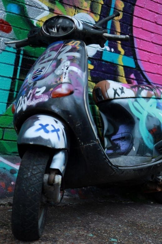 urban-canvas-exploring-shoreditchs-vibrant-street-art-2