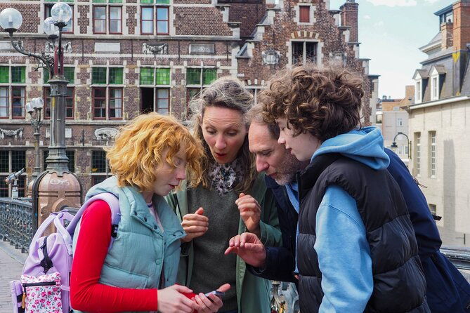 urban-escape-game-in-bruges-red-nights
