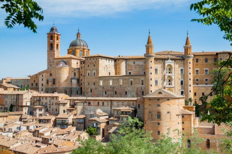 urbino-private-walking-tour-with-ducal-palace-ticket