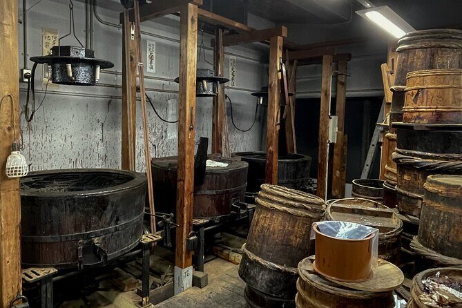 Urushi Lacquerware Craft Workshop in Kyoto's Nishijin District - An In-Depth Look at the Urushi Lacquerware Workshop