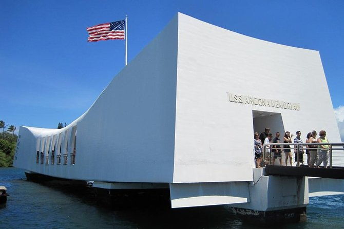 uss-arizona-memorial-honolulu-city-aloha-pearl-harbor-tour-oahu-2