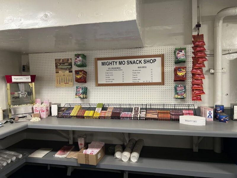 uss-arizona-memorial-the-mighty-mo-vip-limousine-tour