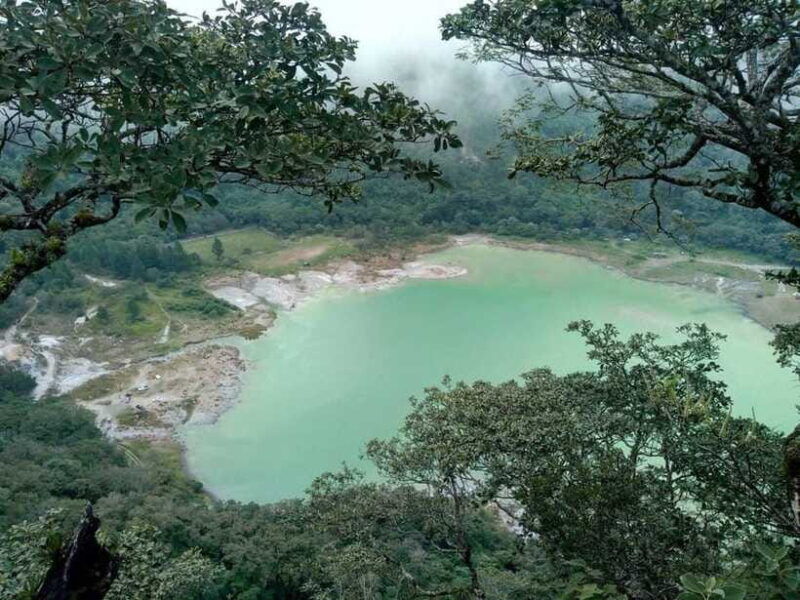 usulutan-emeralds-of-joy