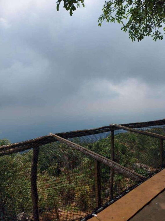 usulutan-emeralds-of-joy