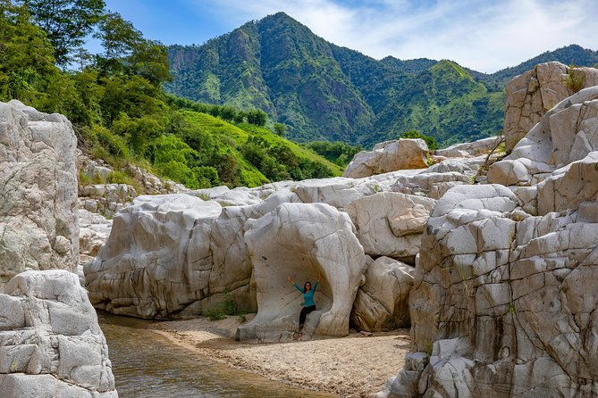 utuado-canyon-river-waterfall-adventure-in-puerto-rico