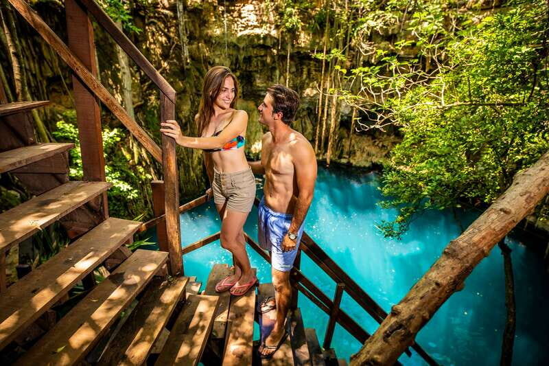 Uxmal: Vintage Land Rover Expedition to Uxmal Cenotes - Exploring the Cenotes: Natural Wonder and Refreshing Retreats