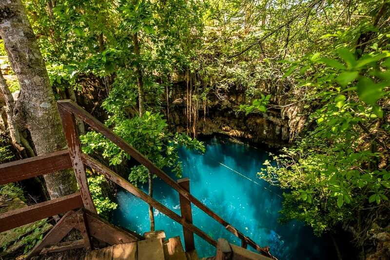 Uxmal: Vintage Land Rover Expedition to Uxmal Cenotes - Why This Tour Fits Specific Travelers