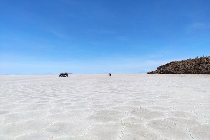 uyuni-salt-flats-full-day-tour-from-uyuni