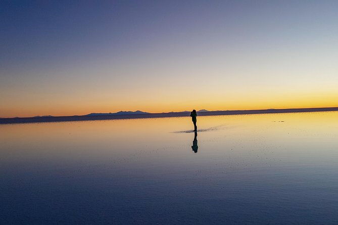 uyuni-salt-flats-full-day-with-bus-uyuni-to-la-paz