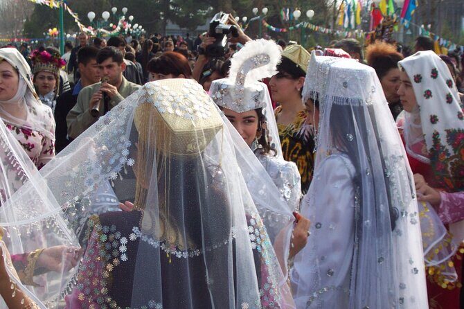 Uzbekistan 4 Days Private Tour Tashkent-Bukhara-Samarkand-Tashkent bullet train - A Practical Overview of the Uzbekistan 4-Day Tour