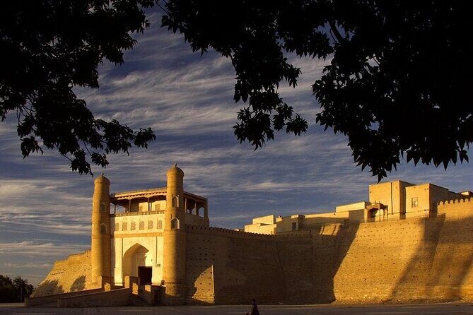 Uzbekistan 8 Days Luxury Private Tour - Guides & Experience