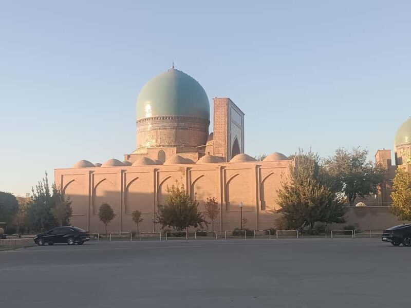 Uzbekistan: Guided Tour to Ancient Towns and Crafts - Key Points