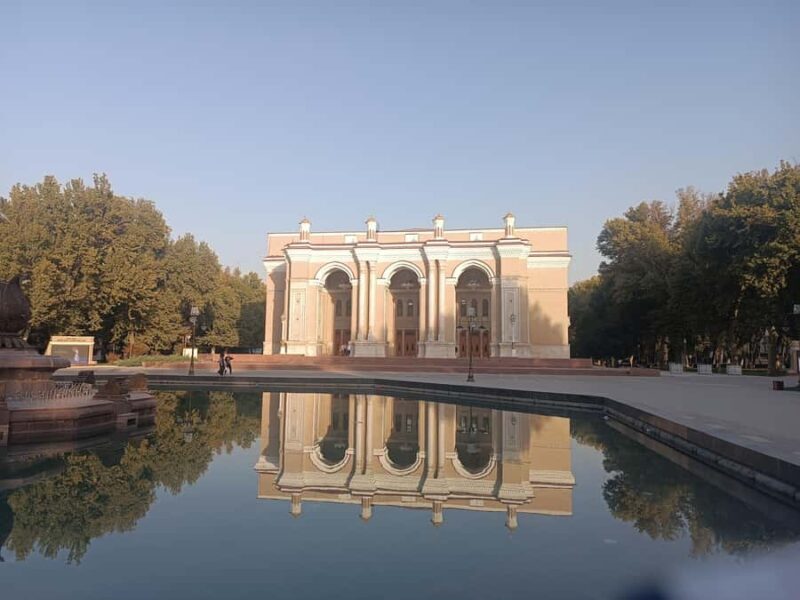 Uzbekistan: Guided Tour to Ancient Towns and Crafts - Discovering Uzbekistan: An In-Depth Look at the Tour