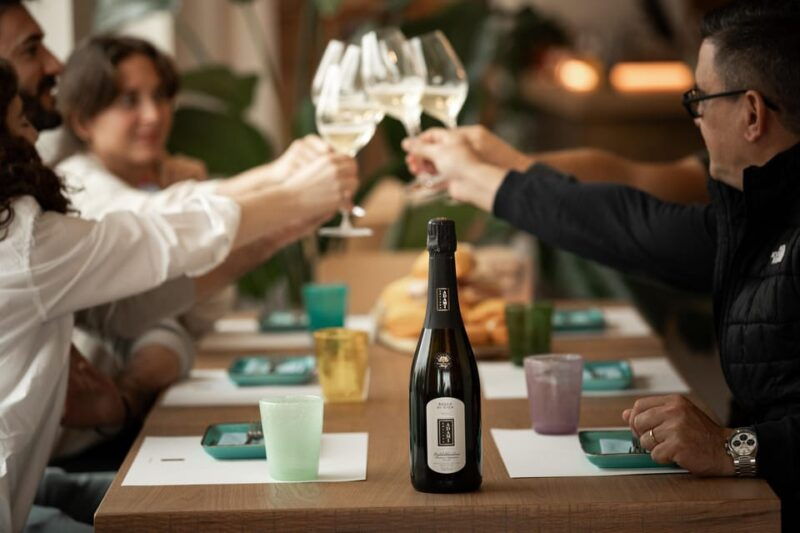 valdobbiadene-prosecco-tasting-with-winery-vineyard-tour