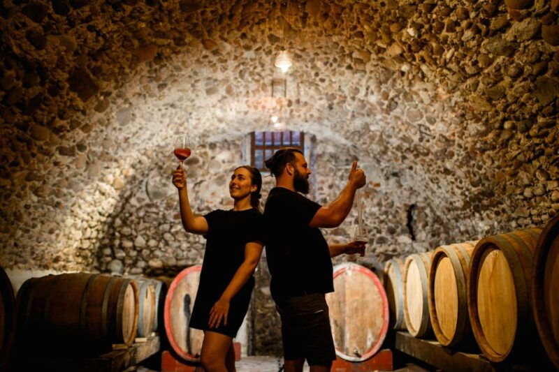 valeggio-the-essence-of-oak-guided-tour-among-wines-aged-in-wood