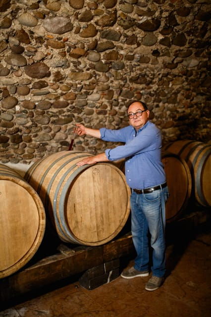 valeggio-the-essence-of-oak-guided-tour-among-wines-aged-in-wood