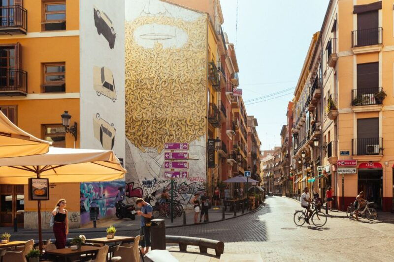 valencia-1-5-hour-private-kick-start-tour-with-a-local