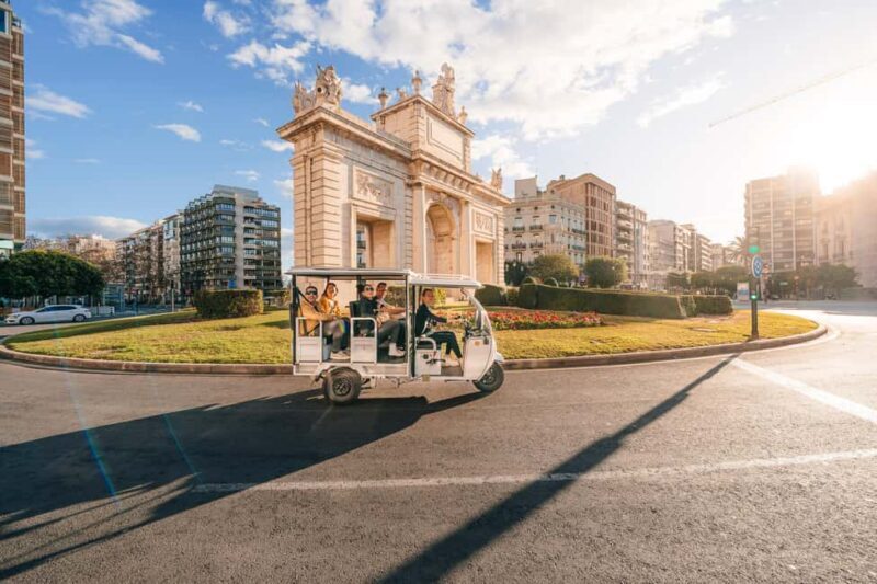Valencia: 2-hour City Highlights Guided Tour by Tuk Tuk - The Sum Up