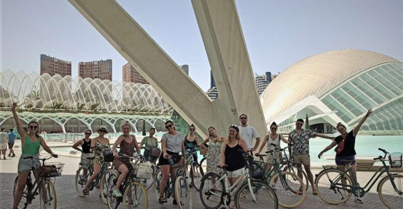 valencia-3-hour-guided-city-sightseeing-beaches-bike-tour