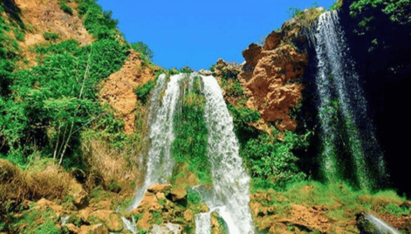 valencia-anna-alhambra-and-3-waterfalls-guided-tour