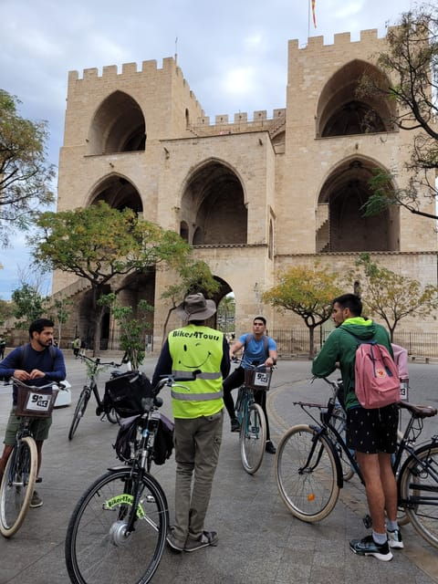 valencia-biketour-of-all-the-city-with-a-local-guide