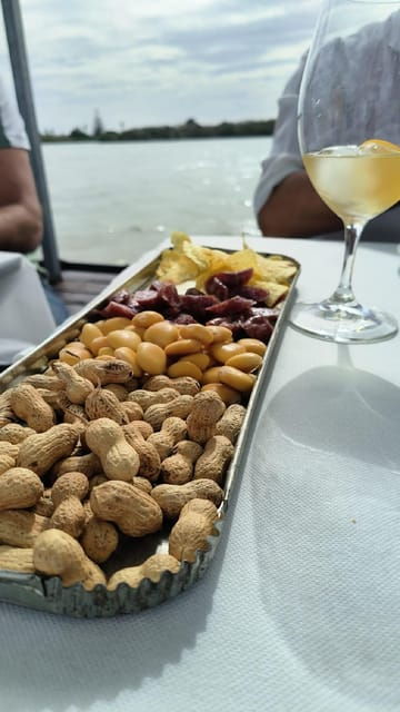 valencia-boat-ride-with-tasting-of-valencian-vermouths
