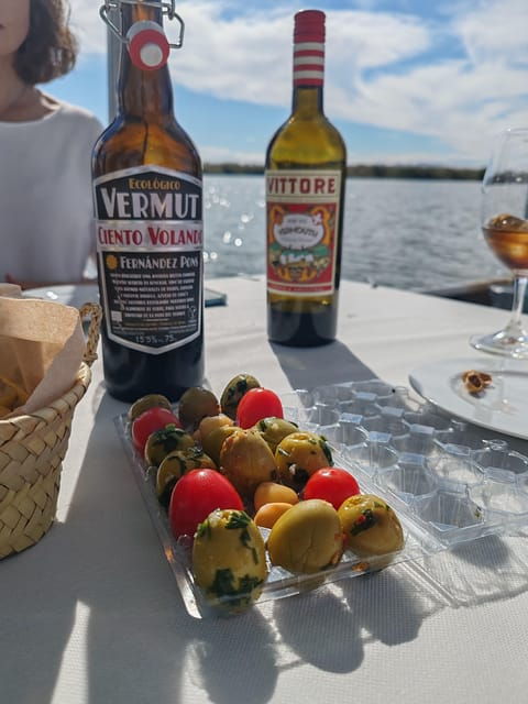 valencia-boat-ride-with-tasting-of-valencian-vermouths