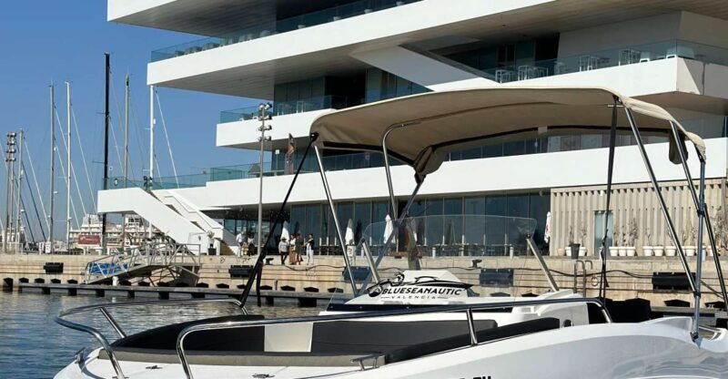 valencia-boat-without-a-license