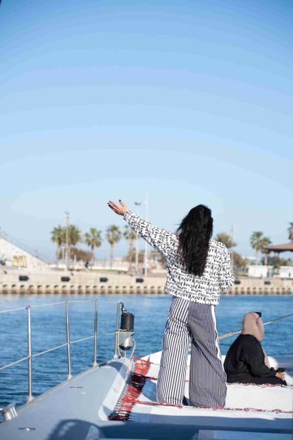Valencia: Catamaran Party Boat with Lunch - Insights from Reviews