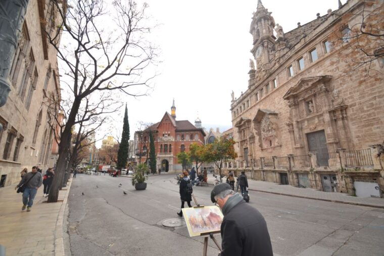 valencia-cathedral-st-nicholas-and-lonja-de-la-seda-tour