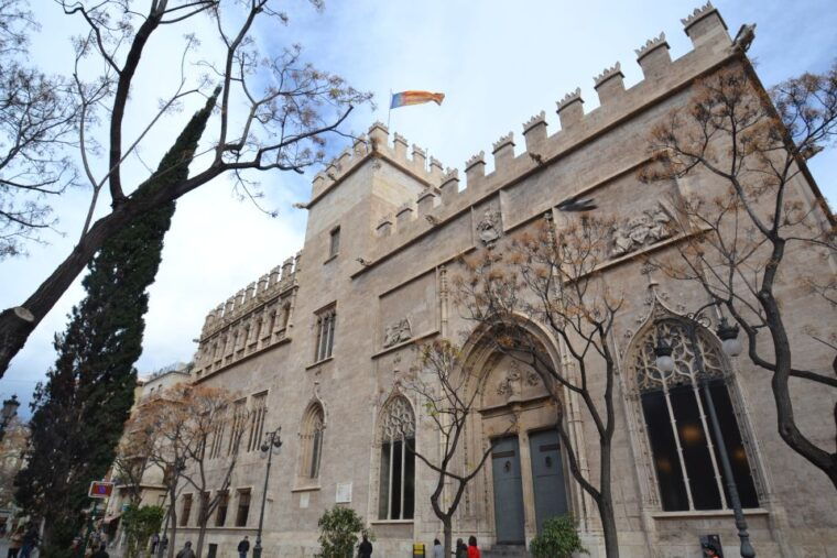 valencia-cathedral-st-nicholas-and-lonja-de-la-seda-tour