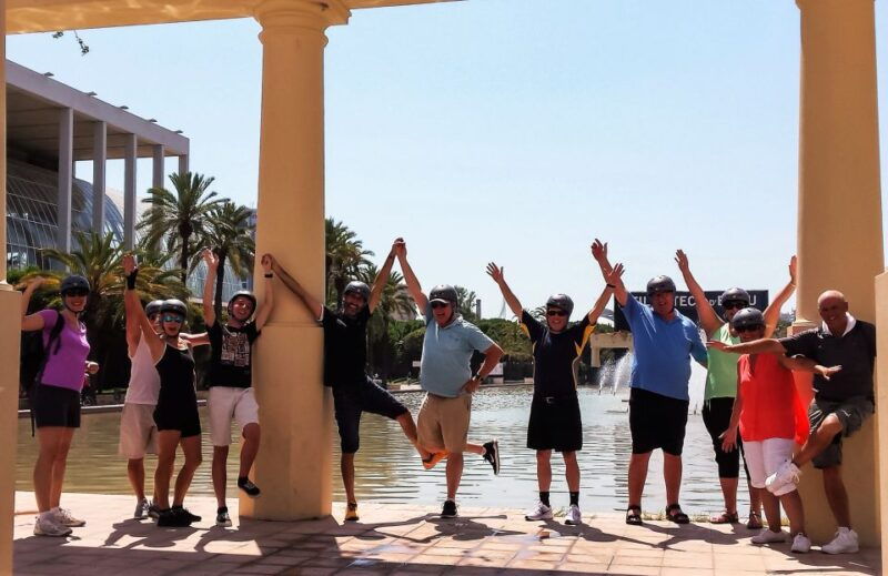 valencia-city-highlights-guided-bike-tour