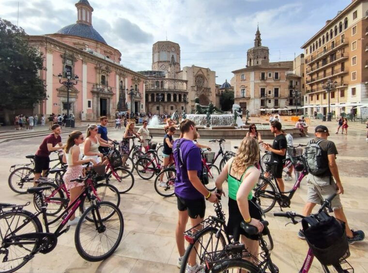 valencia-city-highlights-guided-bike-tour