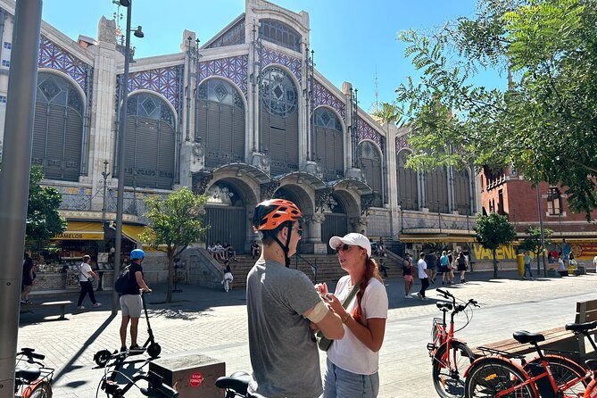 valencia-city-highlights-in-guided-bike-or-e-bike-tour