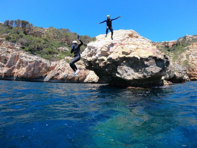 valencia-coasteering-adventure-in-cullera-lighthouse