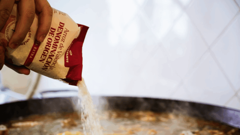 valencia-cook-your-paella-in-russafa