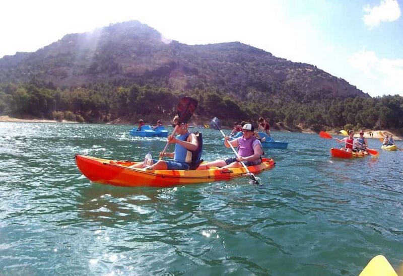 Valencia: Day trip to Chulilla + hike and kayak tour on the lake - The Practicalities: Transportation, Timing, and What’s Included