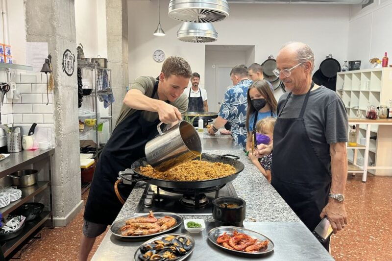 valencia-evening-guided-paella-workshop-tapas-and-drinks