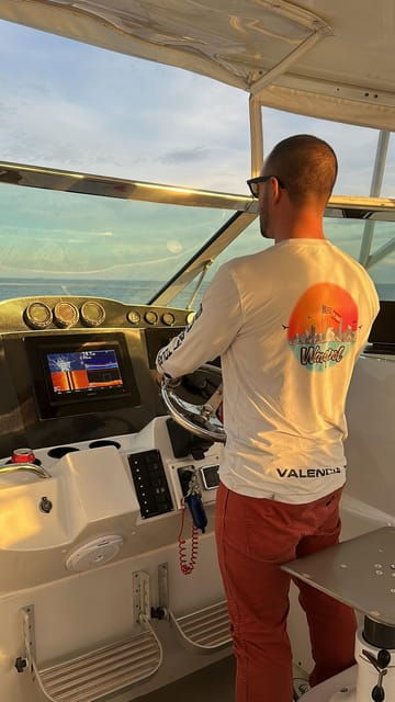 valencia-exclusive-sunset-cruise-with-drink