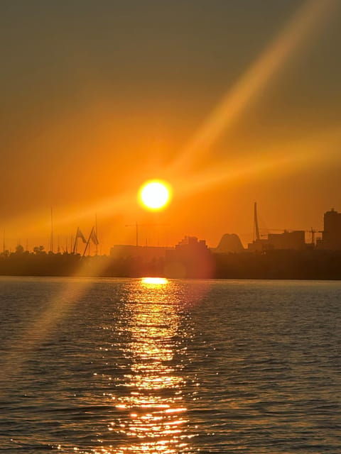 valencia-exclusive-sunset-cruise-with-drink